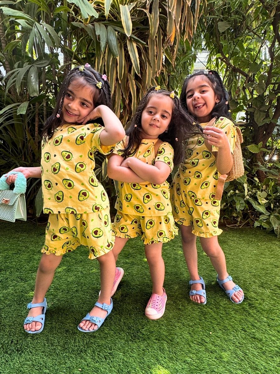 Avo Fun Ruffle Oversized Cord Set