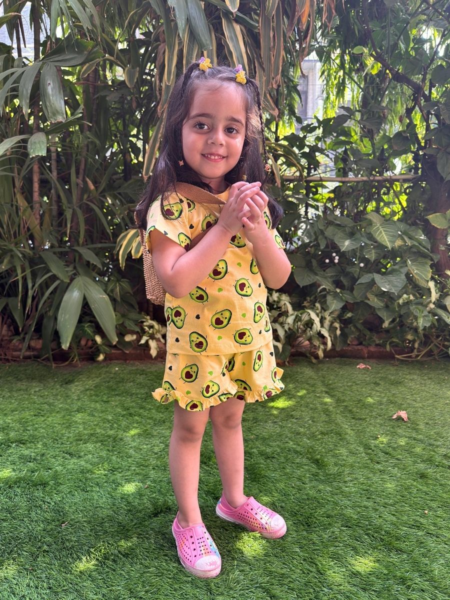 Avo Fun Ruffle Oversized Cord Set