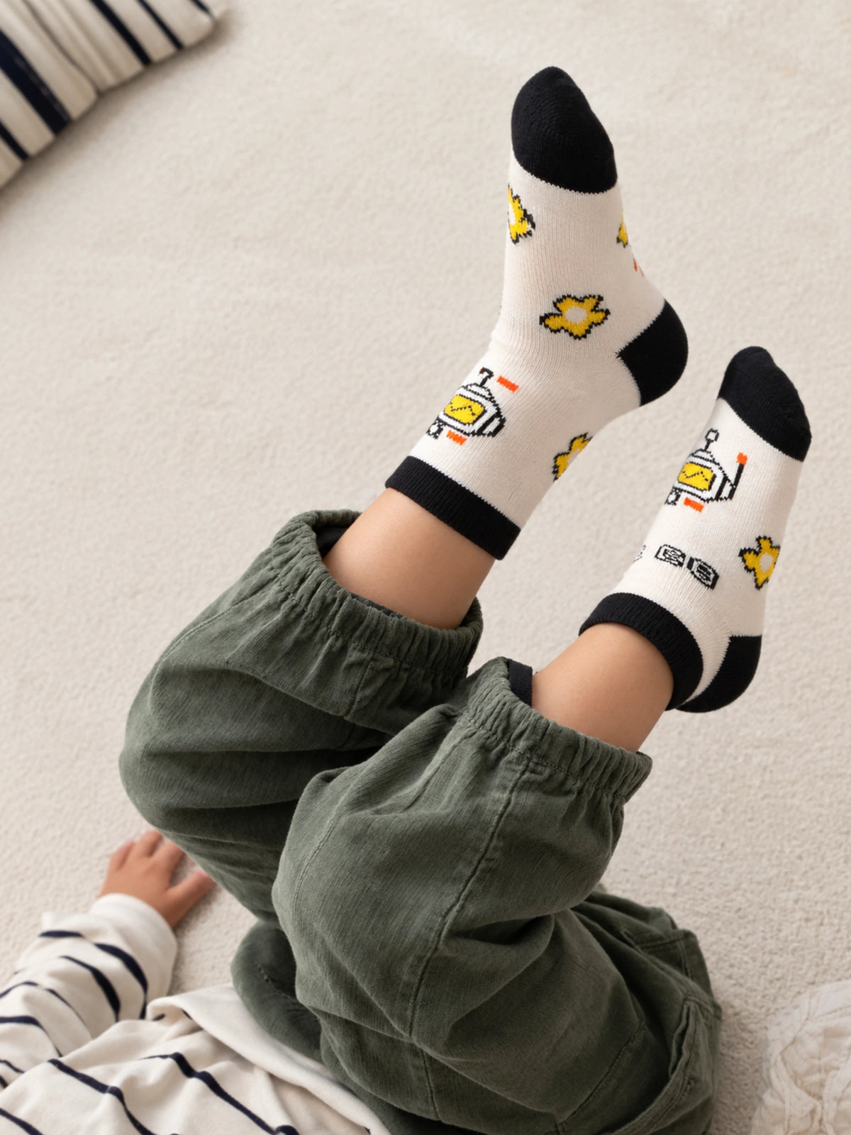 Robo Buddy Bamboo Socks