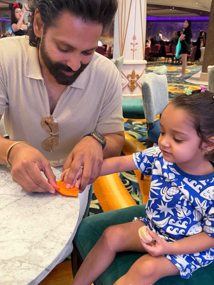 Tropical Breeze Premium Oversized Cord set