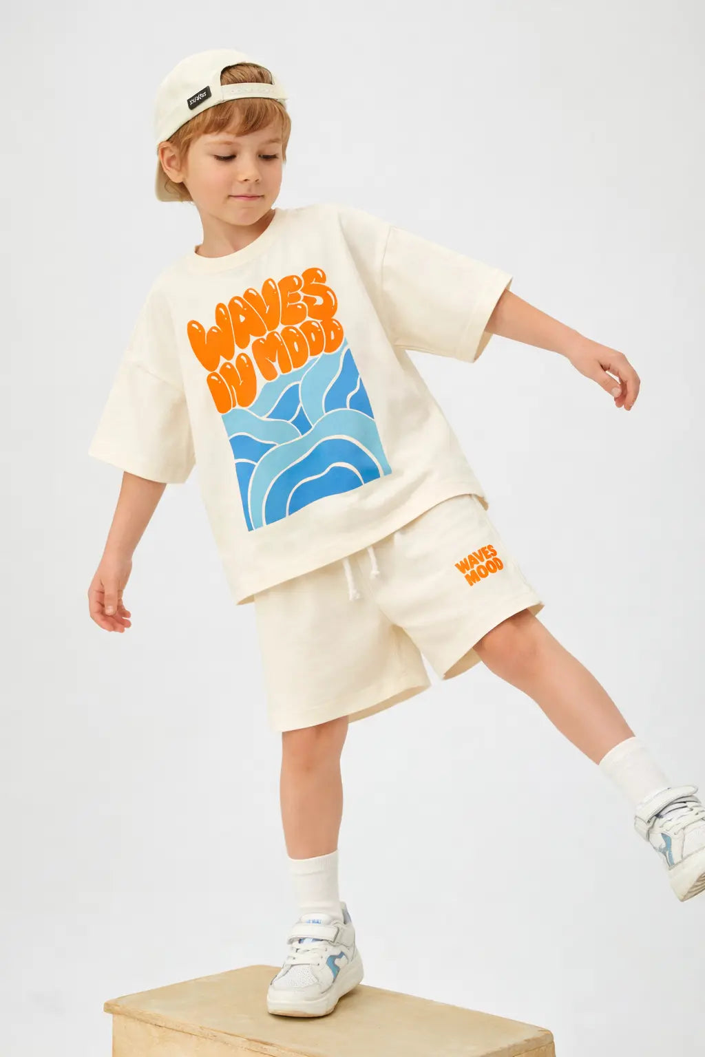 Waves in Mood Cord set