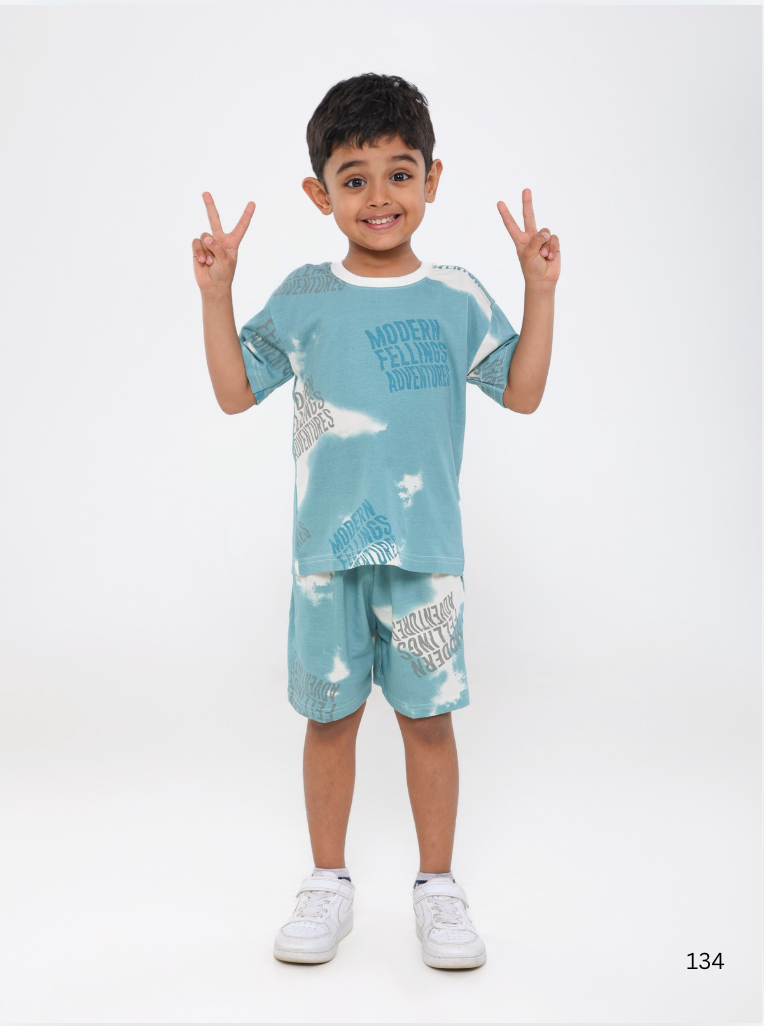 Modern Feeling Adventure Oversized Cord Set